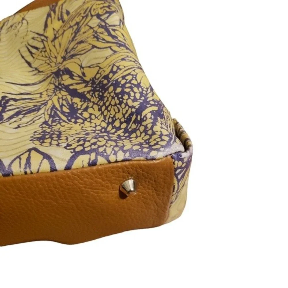 Vince Camuto Leather Tote 14